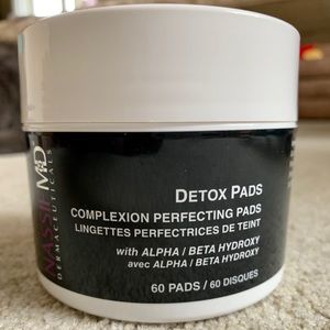 Nassif MD Detox Pads - facial wipes